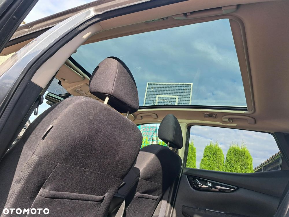 Nissan Qashqai 1.5 dCi N-Connecta - 8