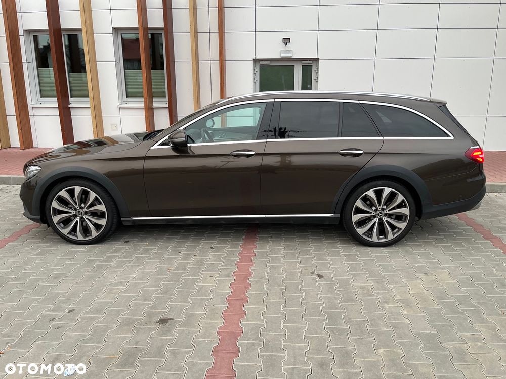 Mercedes-Benz Klasa E 220 d 4-Matic All-Terrain - 6