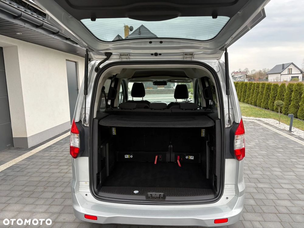 Ford Tourneo Courier 1.5 TDCi Trend - 13