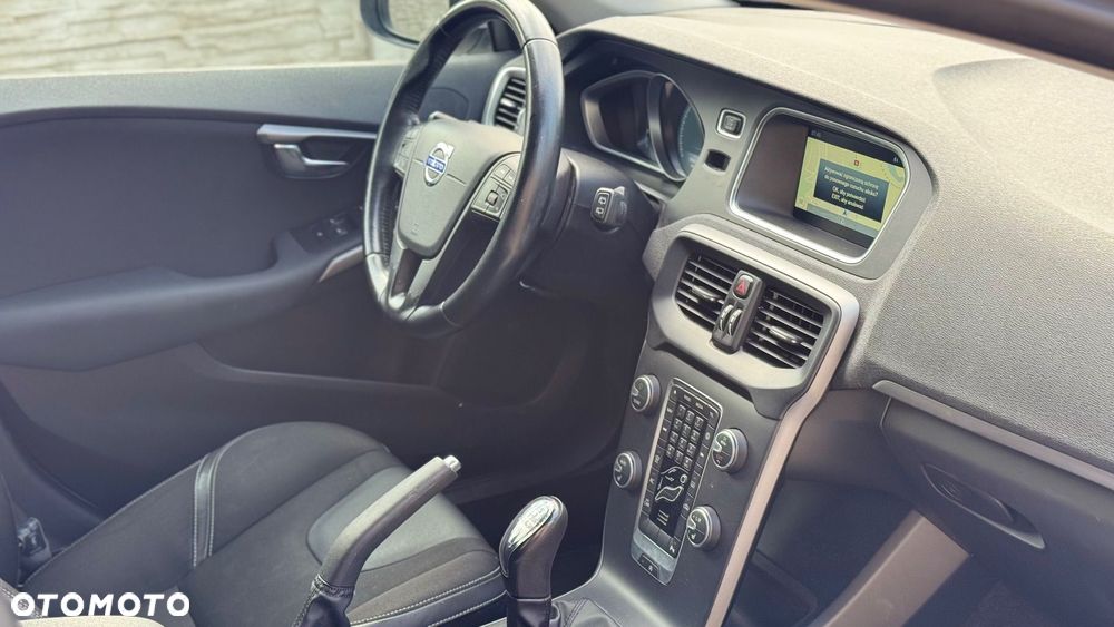 Volvo V40 D4 Inscription - 35