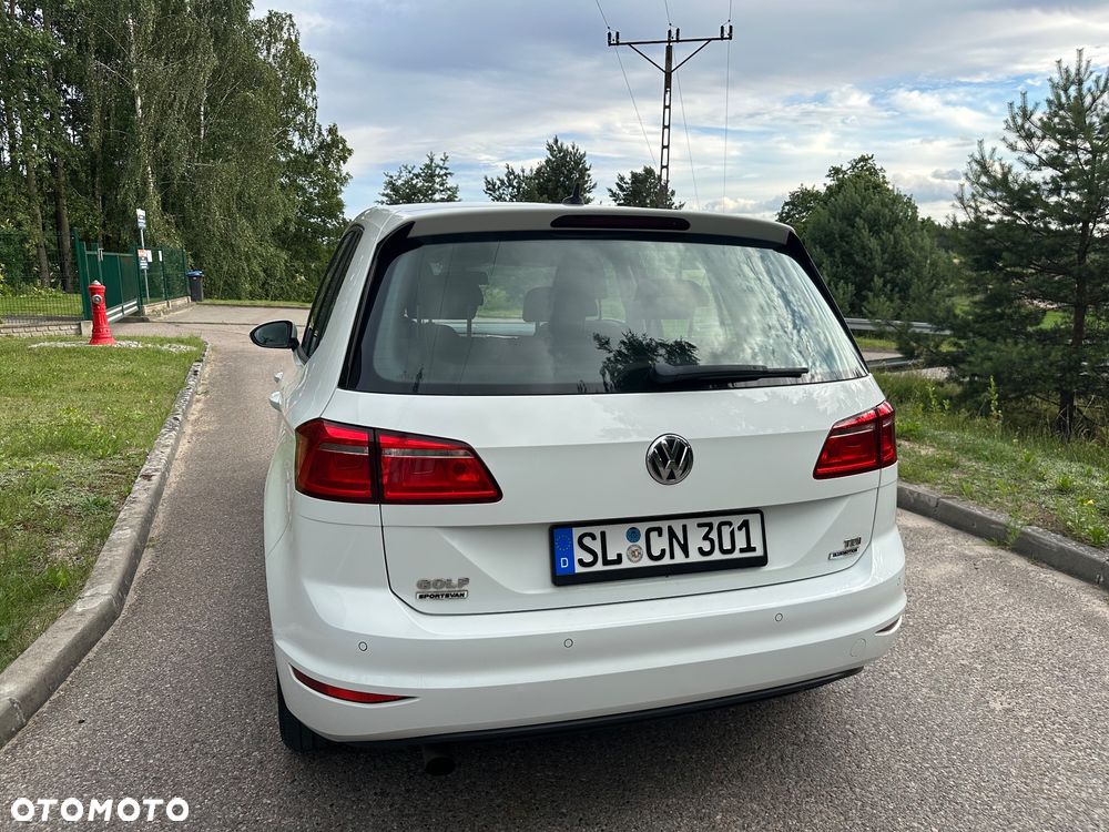 Volkswagen Golf - 12