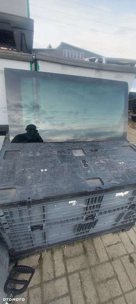 Szyba do drzwi bocznych L+ R VW T6 T6.1foto chrom - 1