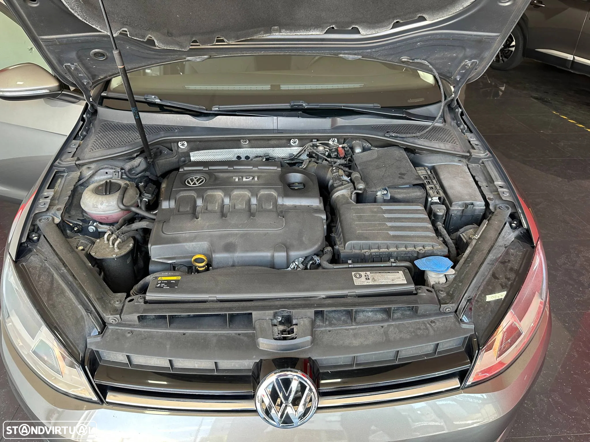 VW Golf Variant 1.6 TDi BlueMotion Trendline - 6