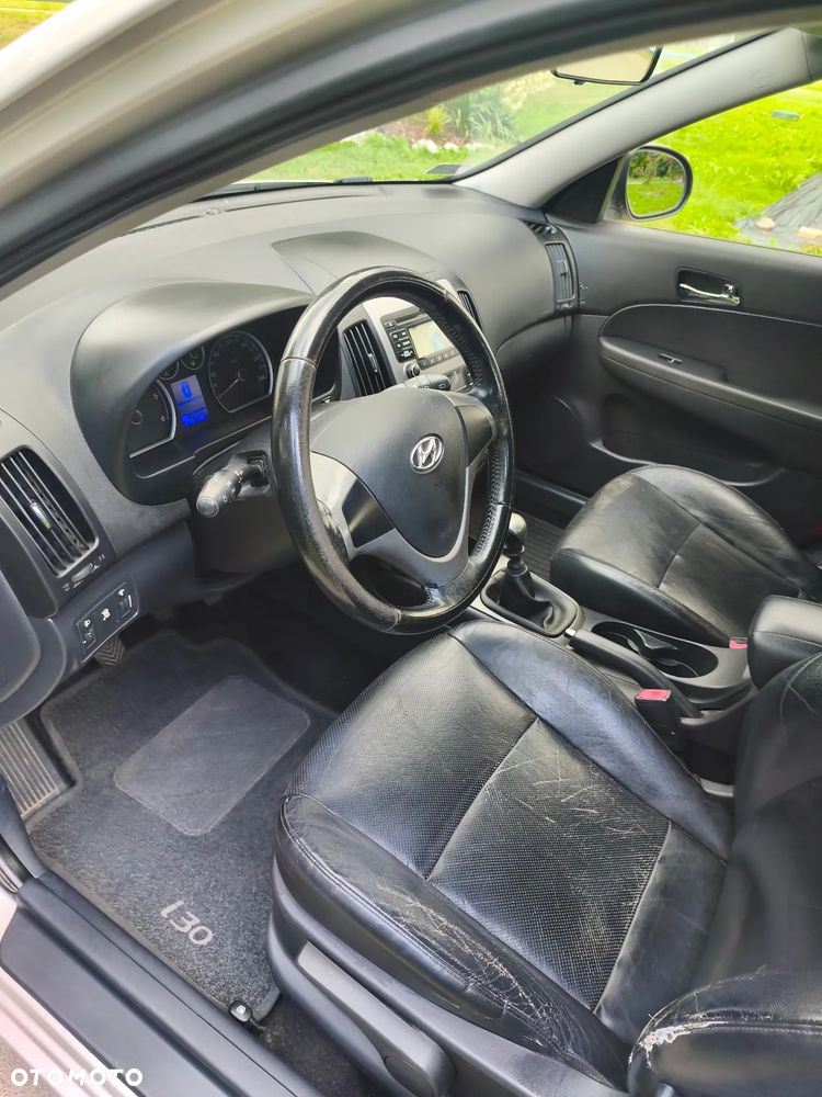 Hyundai i30 1.6 CRDi Comfort - 10