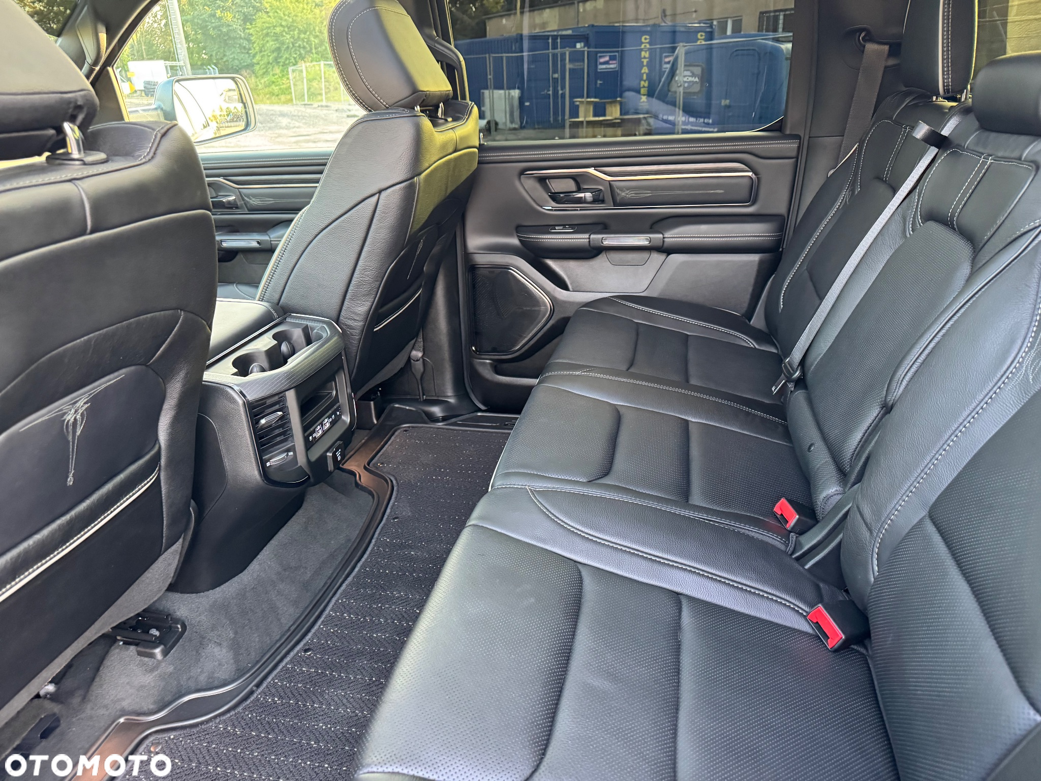Dodge RAM 1500 5.7 4x4 - 26