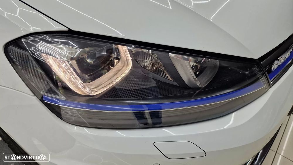 VW Golf 1.4 GTE Plug-in - 12