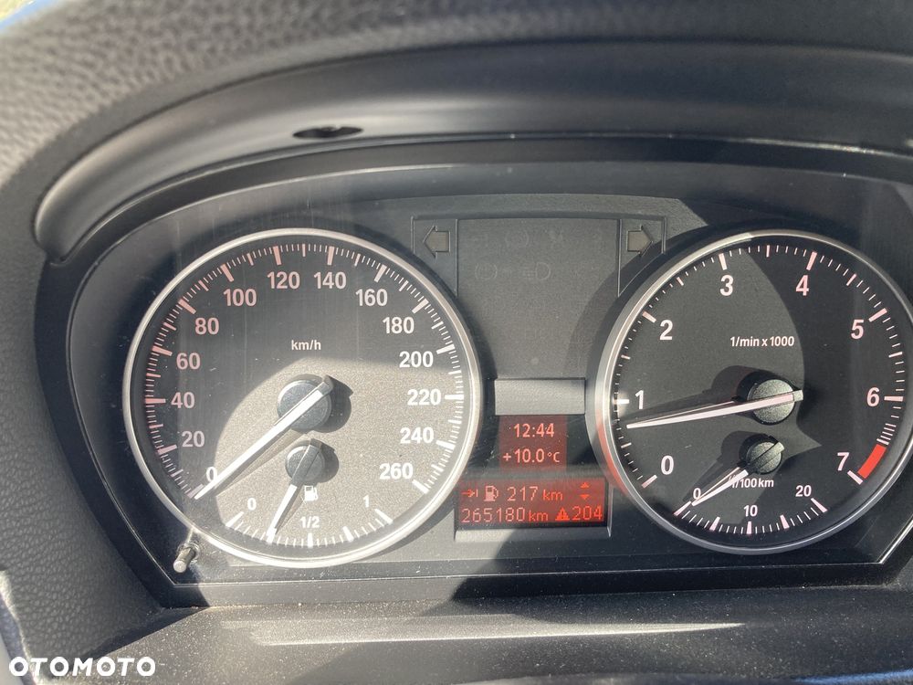 BMW Seria 3 316i - 11