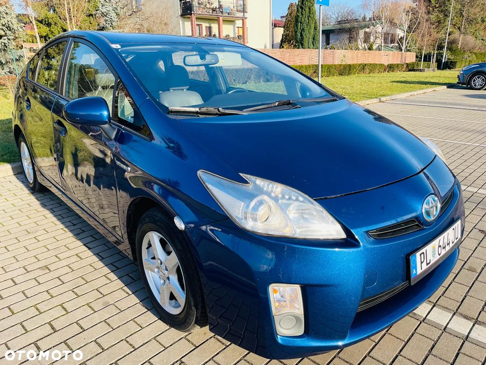 Toyota Prius (Hybrid) Sol - 9