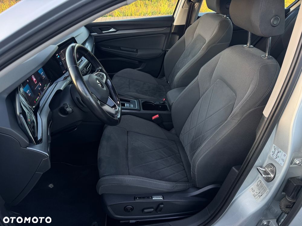 Volkswagen Golf VIII 1.4 TSI Plug-In Hybrid Style DSG - 6