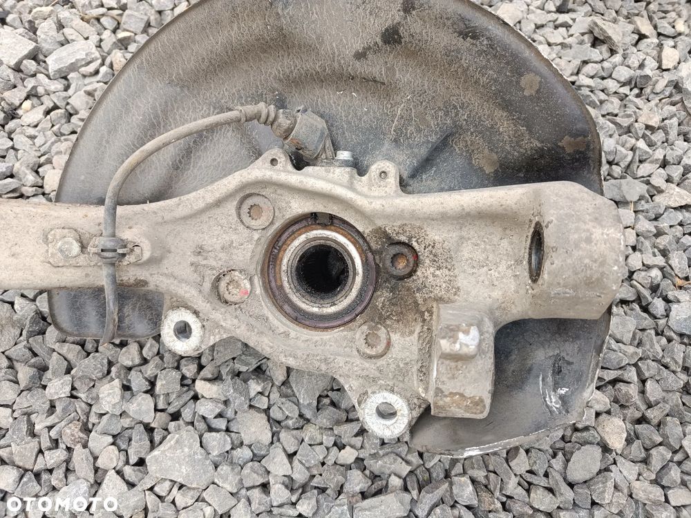 AUDI A6 C6 2.7 3.0 TDI ZWROTNICA PIASTA PRZEDNIA PRZÓD LEWA PRAWA - 3