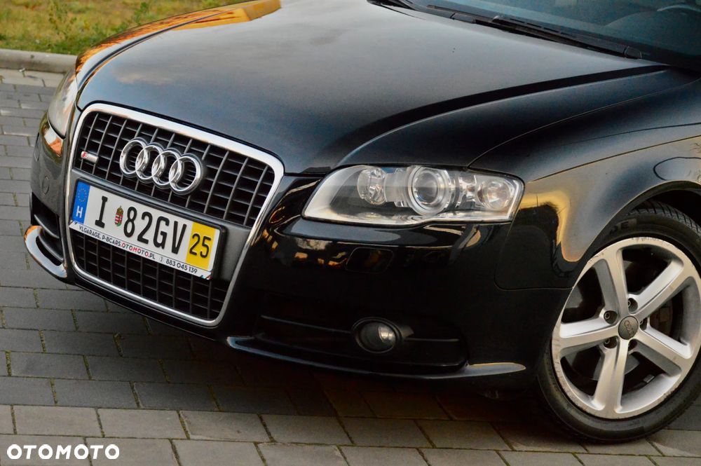 Audi A4 Limousine 2.0 T FSI quattro - 4