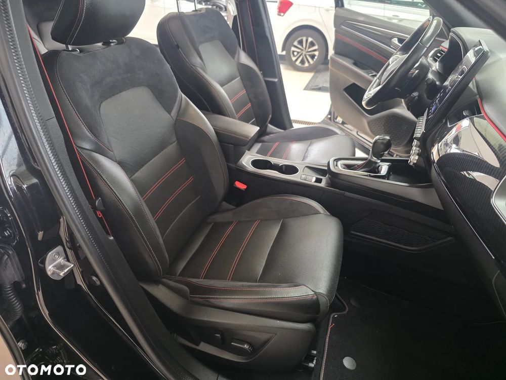 Renault Arkana TCe Mild Hybrid 160 EDC R.S LINE - 19
