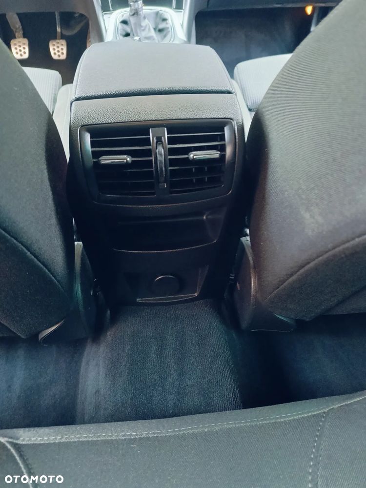 Opel Insignia 2.0 CDTI - 10