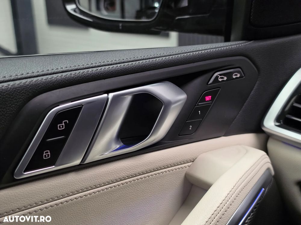 BMW X6 xDrive30d - 16