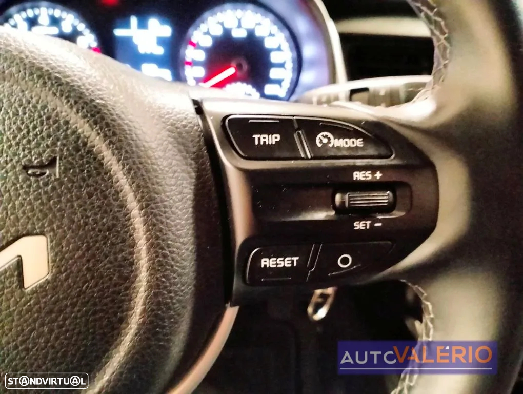 Kia Stonic 1.2 Dynamic - 17