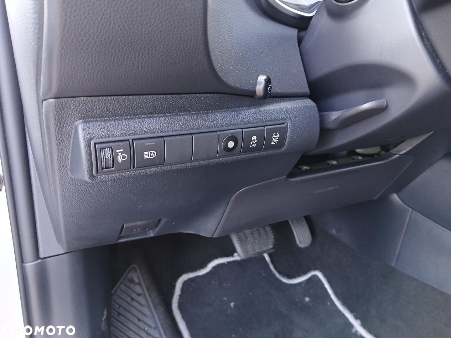 Toyota Corolla 1.8 Hybrid Comfort - 21