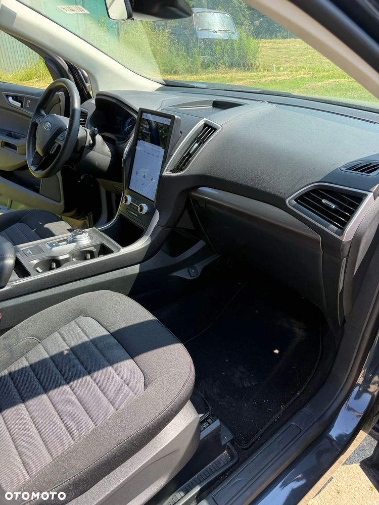 Ford Edge - 11