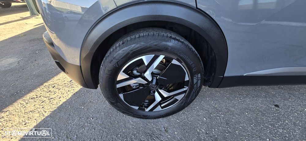 Peugeot e-2008 54 kWh Allure - 12
