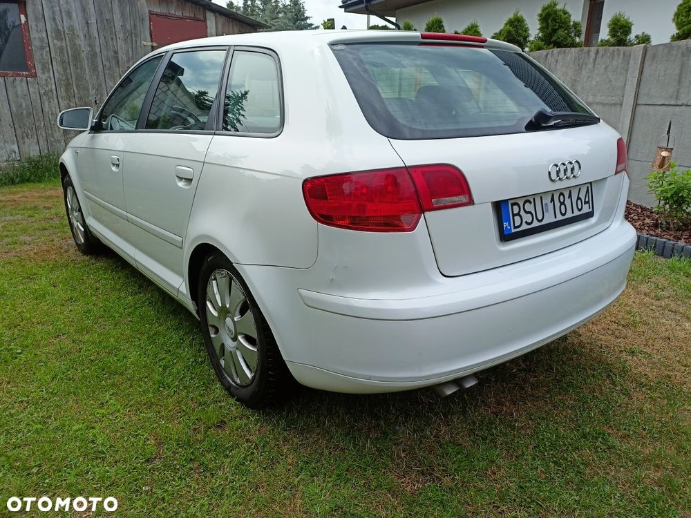 Audi A3 Sportback - 5