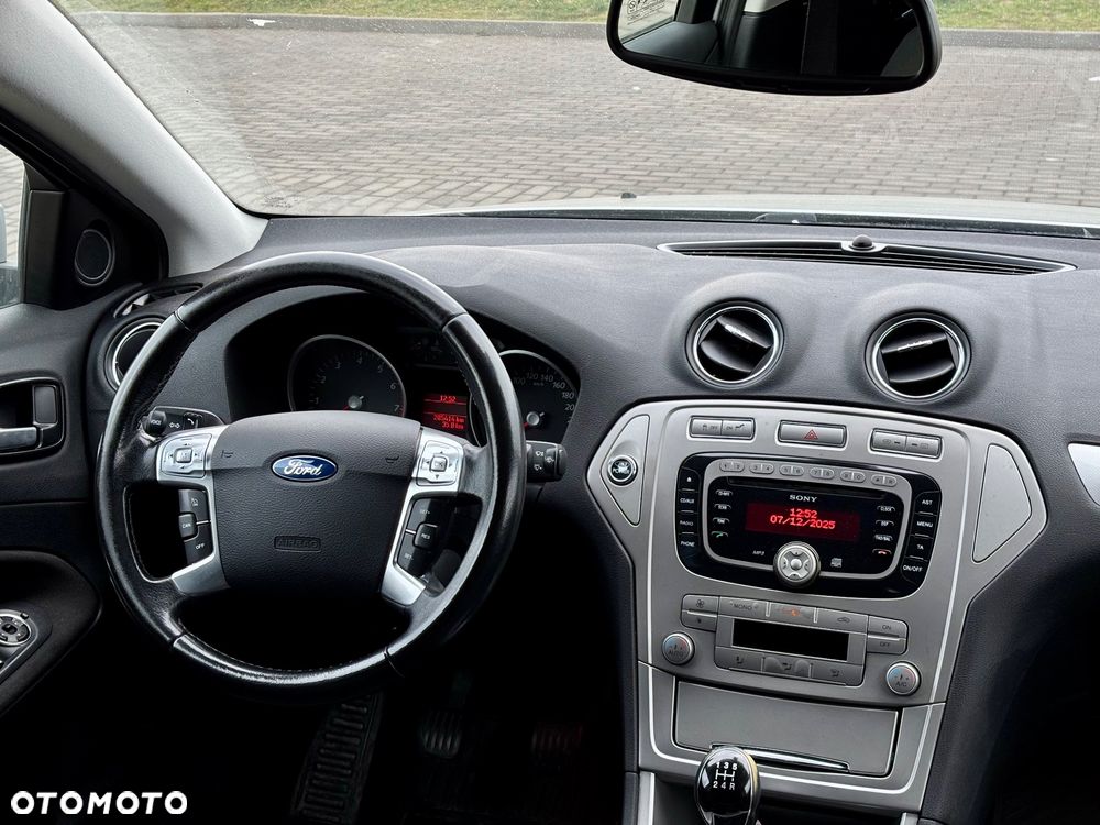 Ford Mondeo 2.0 Viva Titanium - 17