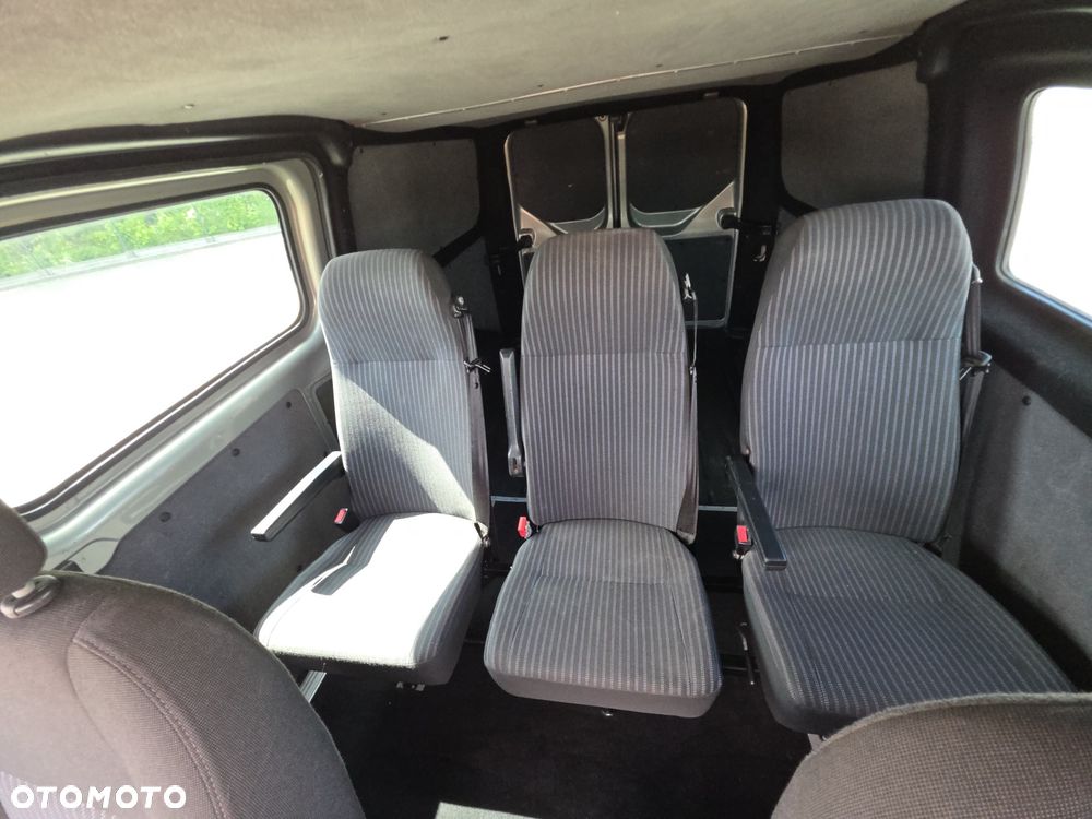 Ford Transit 350L Trend FWD - 22