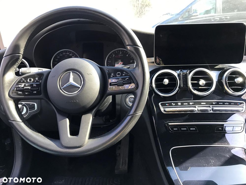 Mercedes-Benz Klasa C 180 d 9G-TRONIC - 11