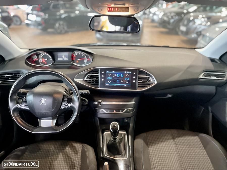 Peugeot 308 SW 1.5 BlueHDi Style - 28