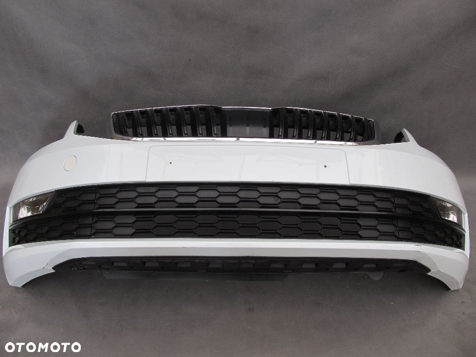 Zderzak przedni Skoda Octavia 3 17-20 Bez otw LF9F - 4