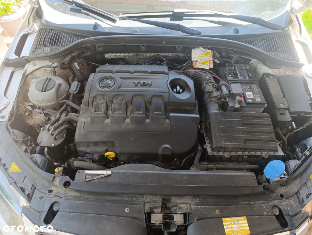 Skoda Octavia 1.6 TDI Ambition - 11