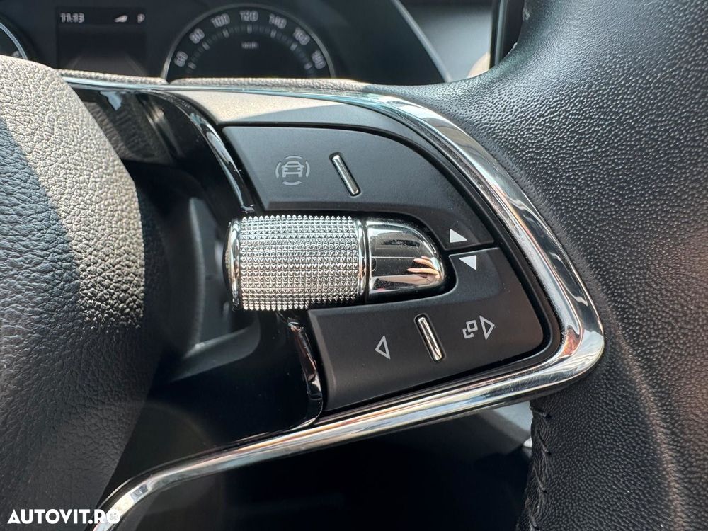 Skoda Octavia 1.5 TSI DSG Ambition - 14