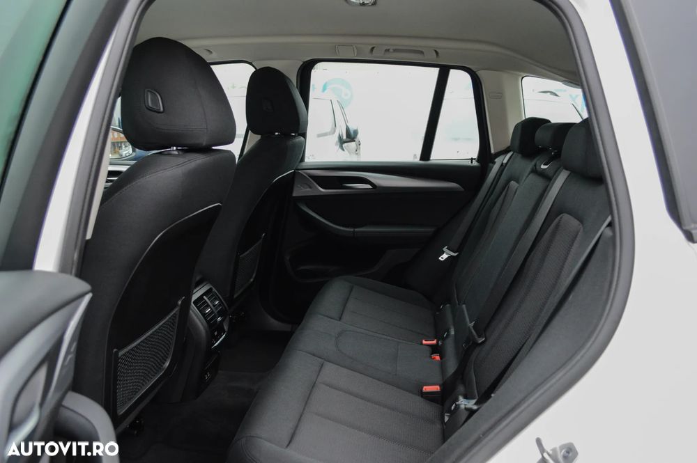 BMW X3 xDrive30e Aut. Advantage - 22