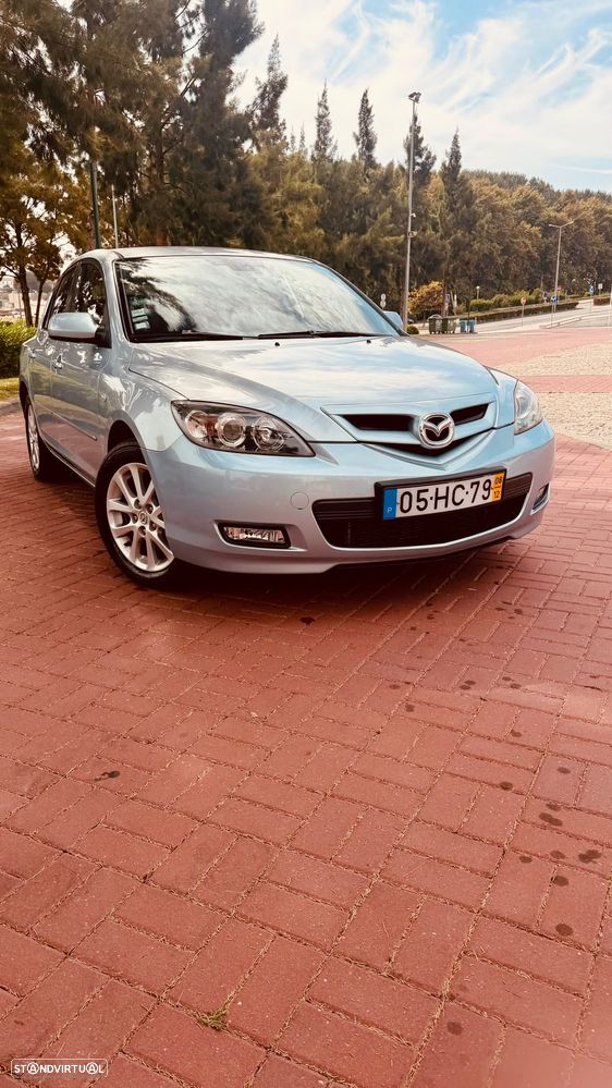 Mazda 3 Hatchback MZ-CD 1.6 Exclusive - 4