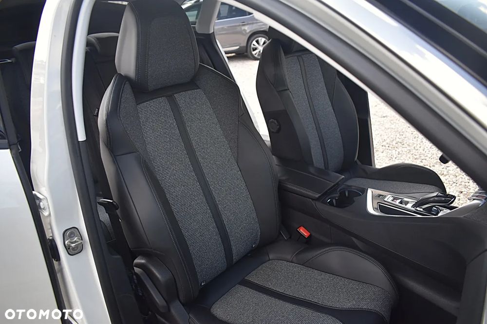 Peugeot 3008 BlueHDi 120 EAT6 Stop & Start Allure - 22