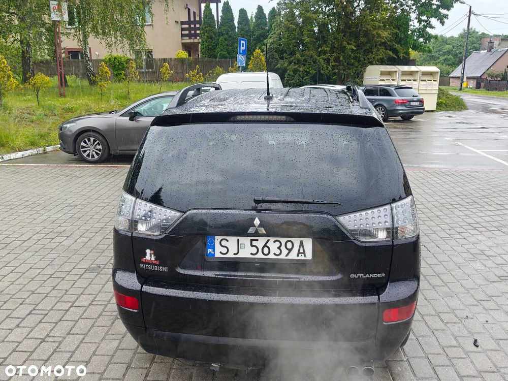 Mitsubishi Outlander 3.0 V6 LS 2WD - 9