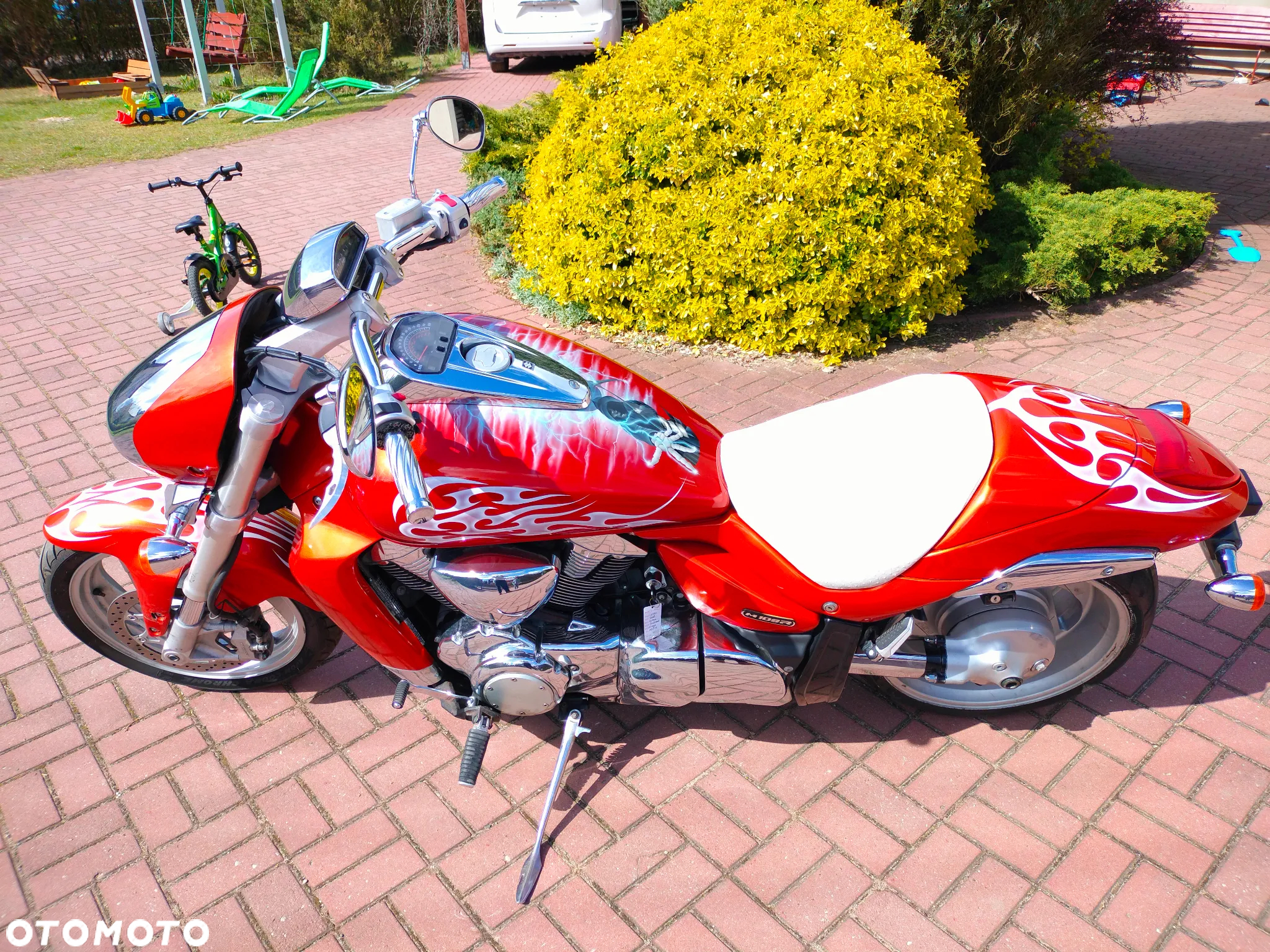 Suzuki Boulevard - 6