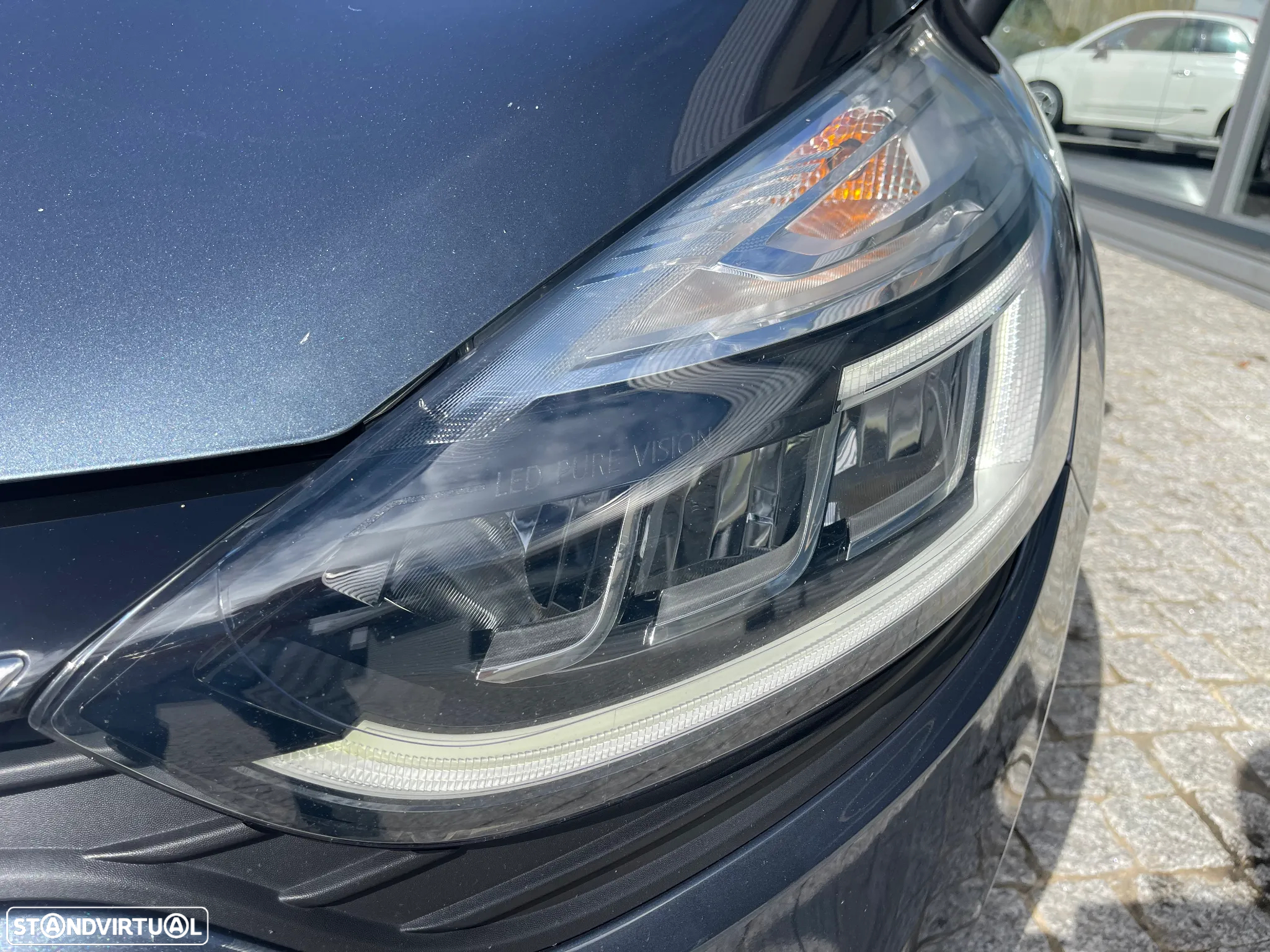 Renault Clio Sport Tourer (Energy) dCi 90 Start & Stop INTENS - 17