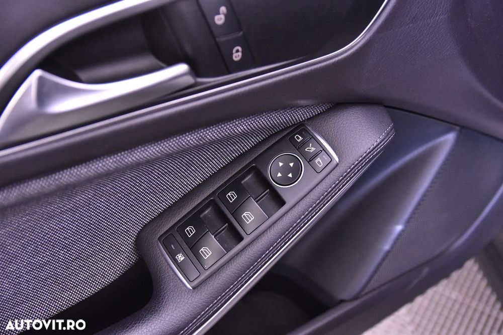 Mercedes-Benz GLA 200 d 4MATIC Aut. - 13