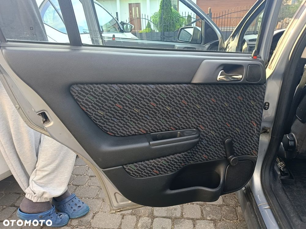 Opel Astra 1.8 Elegance - 20
