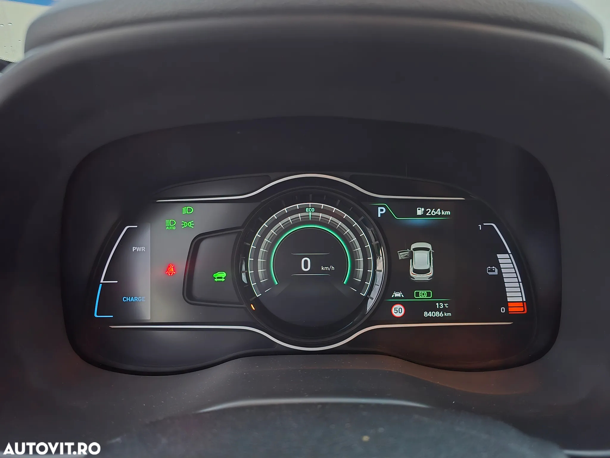 Hyundai KONA Electric 204CP Luxury+ - 8