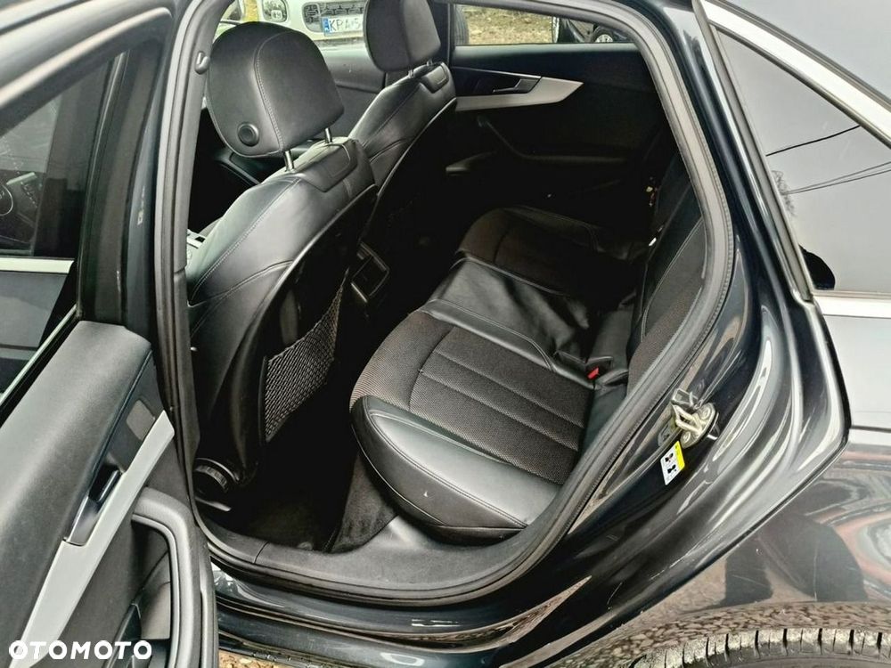 Audi A4 Limousine - 17