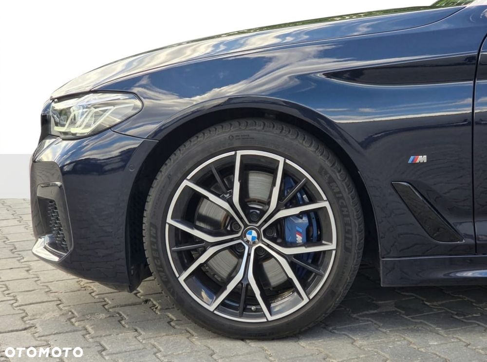 BMW Seria 5 540d xDrive mHEV M Sport sport - 10