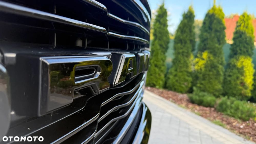 RAM 1500 Crew Cab Longbed Laramie - 37
