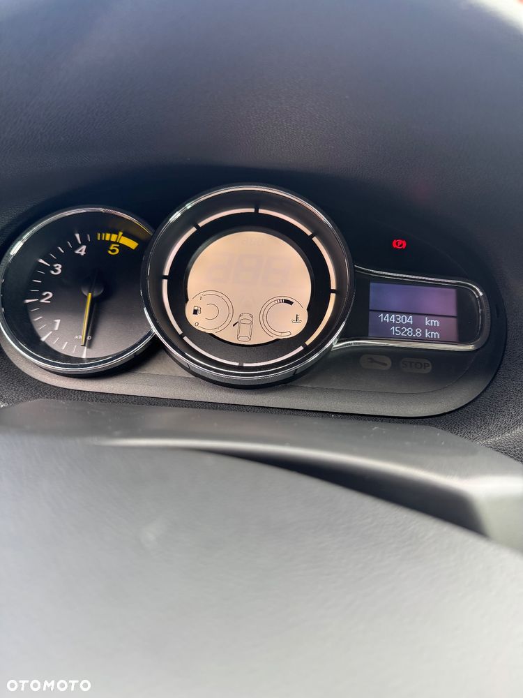 Renault Megane 1.5 dCi Bose - 13