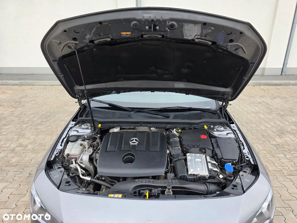 Mercedes-Benz CLA 180 d Shooting Brake 7G-DCT - 27