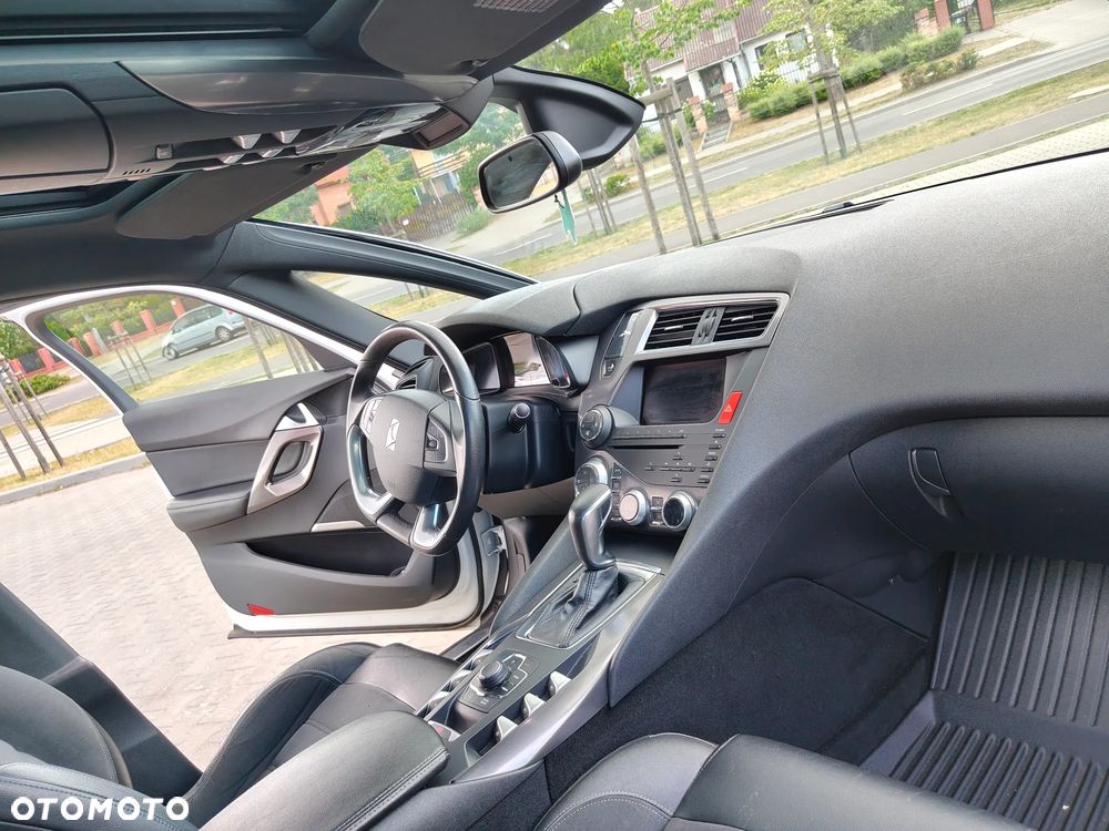 Citroën DS5 THP 155 SoChic - 20