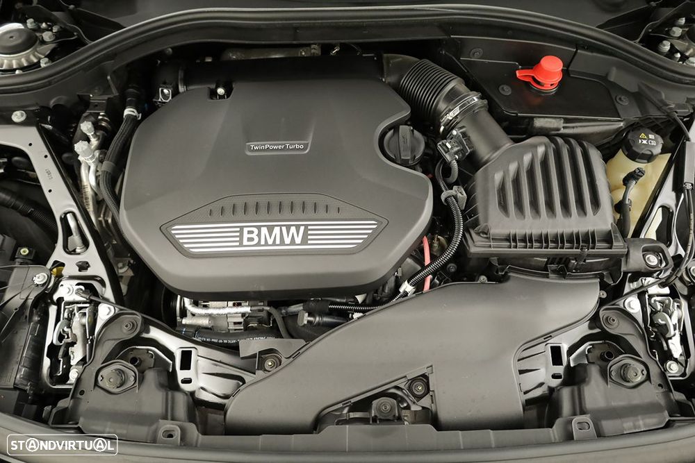 BMW 116 d Pack Desportivo M Auto - 24