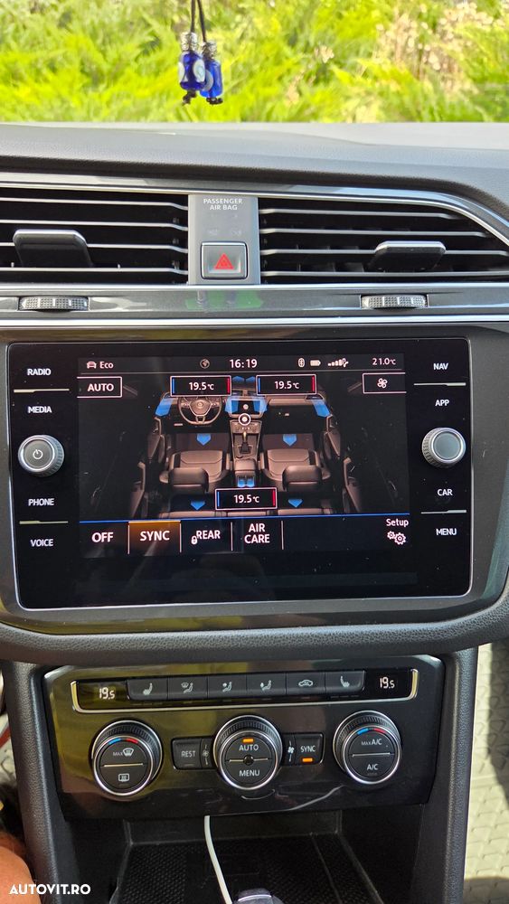Volkswagen Tiguan 2.0 TDI DSG 4Mot Highline - 12