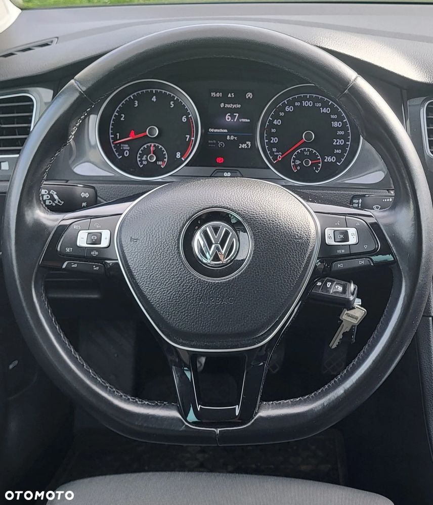 Volkswagen Golf VII 1.5 TSI BMT Comfortline - 16