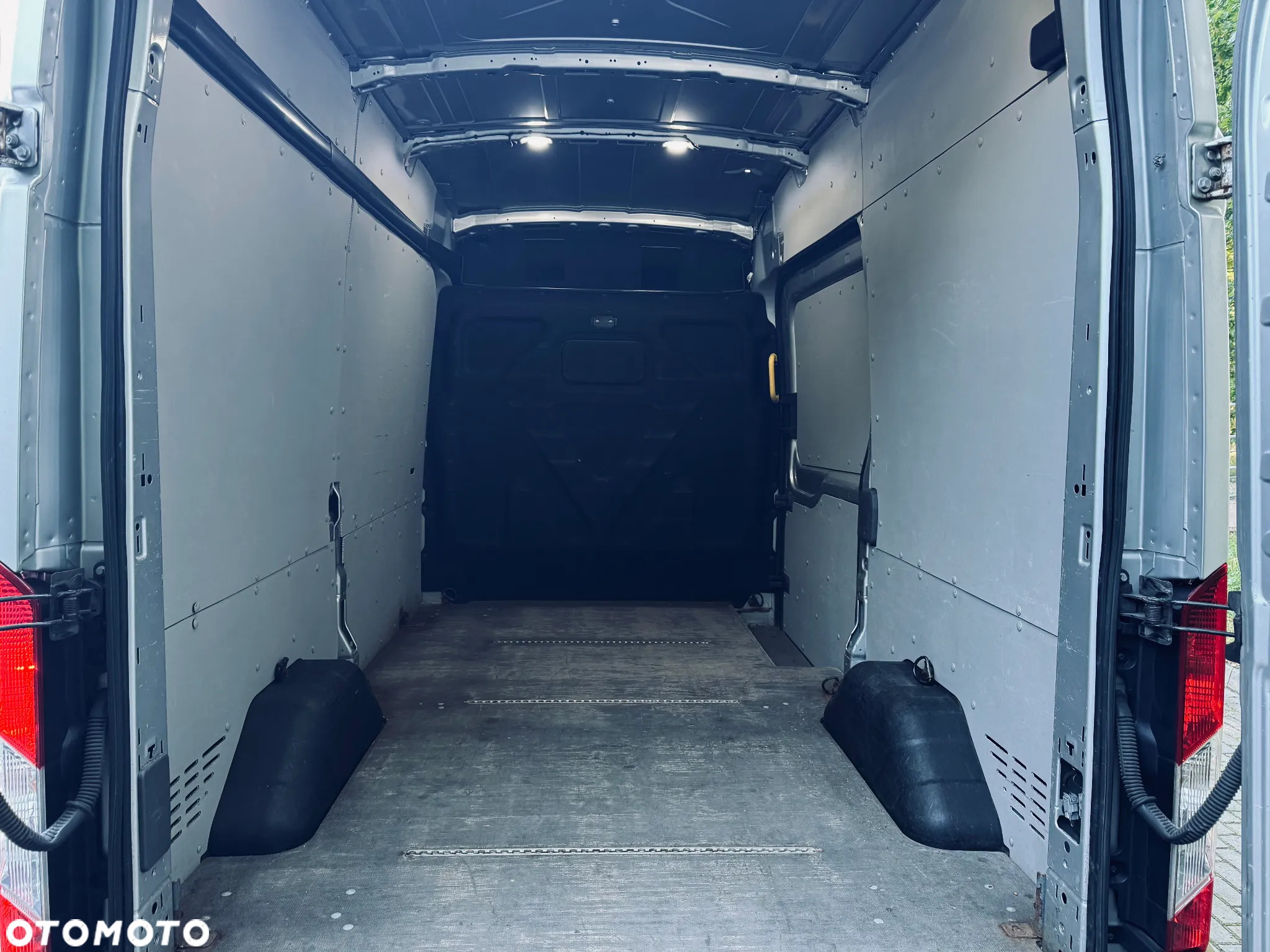Ford TRANSIT L2H3 4x4 - 12