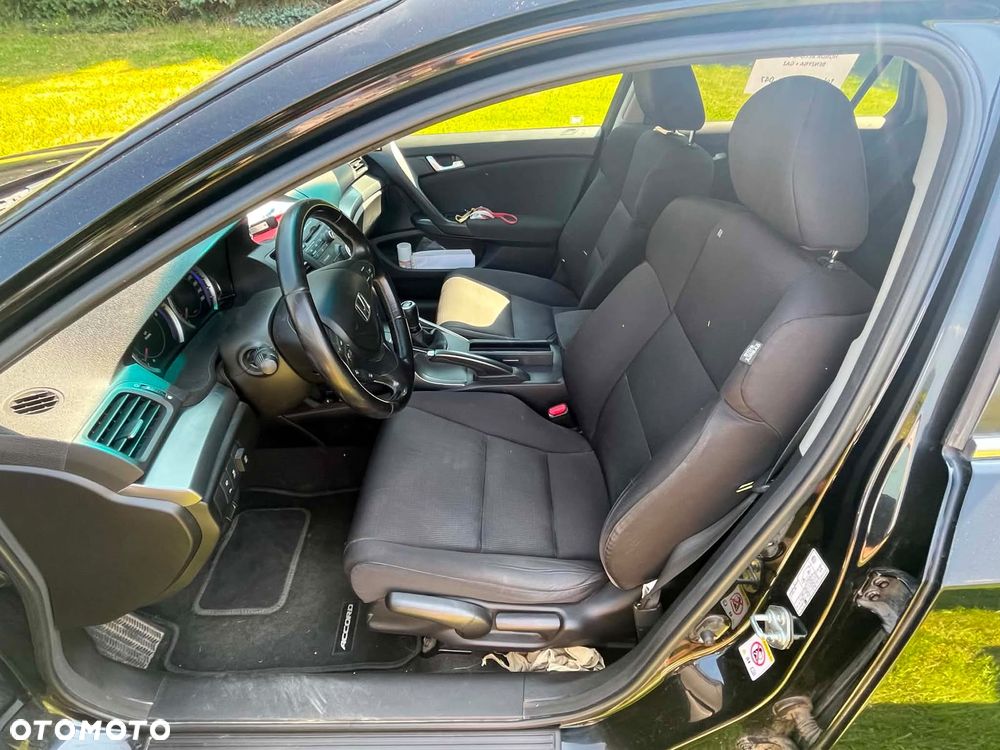 Honda Accord - 10
